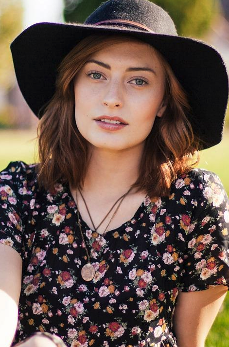 Does Clothing Block UV Rays? - My Skin Centre